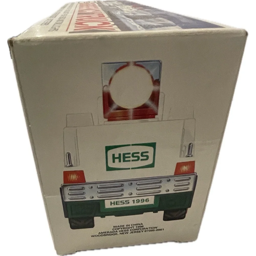 New Box Vintage -1996 Hess Emergency Truck - Ladder Siren Horn Light Flash